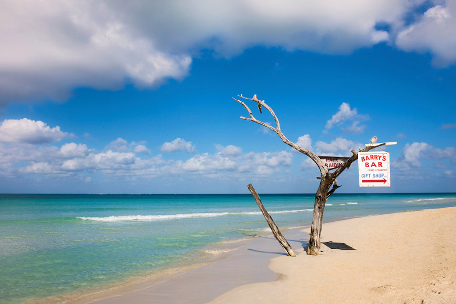 The seven mile beach, Negril is deserted for many parts. Meaning it’s quite exclusive.