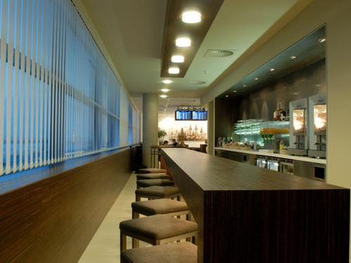 Menzies Aviation Lounge (Terminal 2)